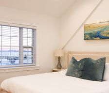 United States Massachusetts Lynn vacation rental compare prices direct by owner 32992229