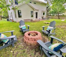 United States Illinois Bolingbrook vacation rental compare prices direct by owner 34665237