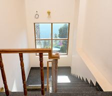 India Himachal Pradesh Koti vacation rental compare prices direct by owner 26857538
