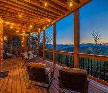 United States Tennessee Gatlinburg vacation rental compare prices direct by owner 32591878