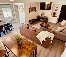 United States Kansas Lawrence vacation rental compare prices direct by owner 33557911