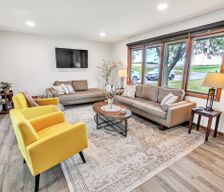 United States Iowa Pella vacation rental compare prices direct by owner 37024526