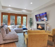 United States Illinois Chicago vacation rental compare prices direct by owner 35602920