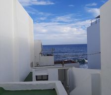 Spain Canarias Arrieta vacation rental compare prices direct by owner 4837264