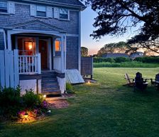 United States Massachusetts Oak Bluffs vacation rental compare prices direct by owner 2368805