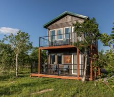 United States Montana Babb vacation rental compare prices direct by owner 2085302