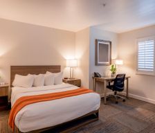 United States California Moss Landing vacation rental compare prices direct by owner 2543311