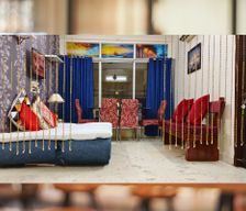 India West Bengal Kolkata vacation rental compare prices direct by owner 11783290