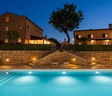 Italy Marche Sant'Angelo in Pontano vacation rental compare prices direct by owner 8108230