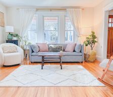 United States Massachusetts Somerville vacation rental compare prices direct by owner 29560925