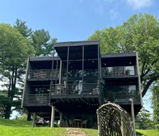 United States Iowa Iowa City vacation rental compare prices direct by owner 29510405
