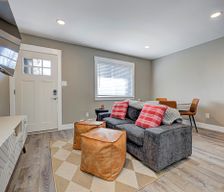 United States Indiana Bloomington vacation rental compare prices direct by owner 32398978