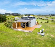 New Zealand Manawatu-Wanganui Waikawa (Horowhenua District) vacation rental compare prices direct by owner 33095458