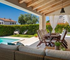 Croatia Istria County Sveti Lovreč vacation rental compare prices direct by owner 32962355