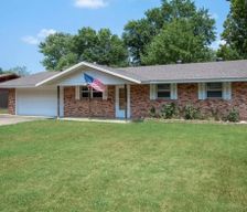 United States Arkansas Springdale vacation rental compare prices direct by owner 33301544