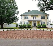 United States Alabama Florence vacation rental compare prices direct by owner 33520425