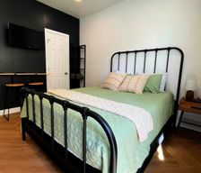 United States California Moreno Valley vacation rental compare prices direct by owner 34526508