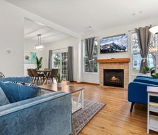 United States Illinois Naperville vacation rental compare prices direct by owner 33530109