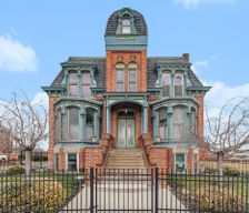 United States Michigan Detroit vacation rental compare prices direct by owner 33519560