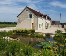 France Centre-Val de Loire Épeigné-les-Bois vacation rental compare prices direct by owner 14174317