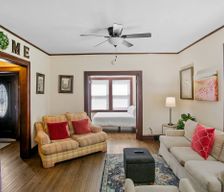 United States Illinois Waukegan vacation rental compare prices direct by owner 32654129