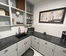 United States Kansas Pittsburg vacation rental compare prices direct by owner 33763123