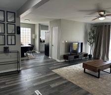 United States Illinois Elmhurst vacation rental compare prices direct by owner 33551244