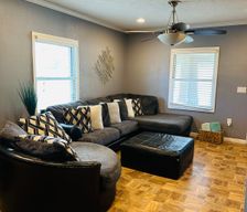 United States Kansas Dodge City vacation rental compare prices direct by owner 36223623