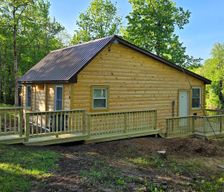 United States New York Brasher Iron Works vacation rental compare prices direct by owner 33852020