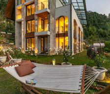 India Uttarakhand Rāmgarh vacation rental compare prices direct by owner 14618940