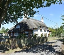 United Kingdom England Wool vacation rental compare prices direct by owner 34004566