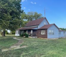 United States Kansas Elk City vacation rental compare prices direct by owner 36439145