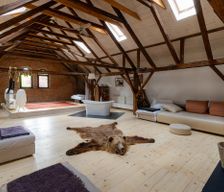 Romania Județul Brașov Făgăraș vacation rental compare prices direct by owner 35227687