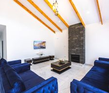 Zimbabwe Mashonaland East Province Ruwa vacation rental compare prices direct by owner 37001199