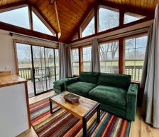 United States Illinois Cobden vacation rental compare prices direct by owner 38104538