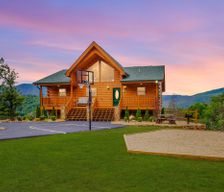United States Tennessee Gatlinburg vacation rental compare prices direct by owner 215267
