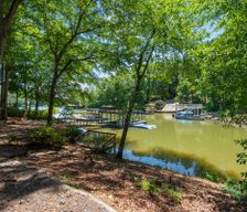 United States South Carolina West Union vacation rental compare prices direct by owner 38317177