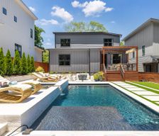 United States North Carolina Charlotte vacation rental compare prices direct by owner 37995994