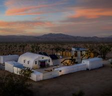 United States California Joshua Tree vacation rental compare prices direct by owner 1261926