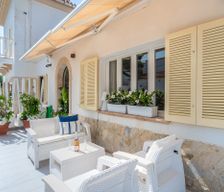Spain Majorca / Mallorca Port de Pollença vacation rental compare prices direct by owner 33216522
