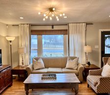 United States Kansas Topeka vacation rental compare prices direct by owner 194438