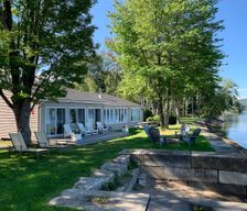United States Vermont Newport vacation rental compare prices direct by owner 808885