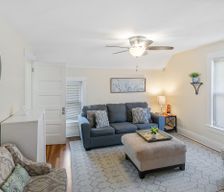 United States Illinois Libertyville vacation rental compare prices direct by owner 2371040