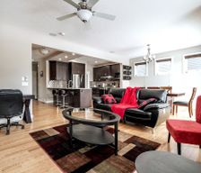 Canada Alberta Calgary vacation rental compare prices direct by owner 9352957