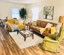 United States Ohio Middleburg Heights vacation rental compare prices direct by owner 2595146