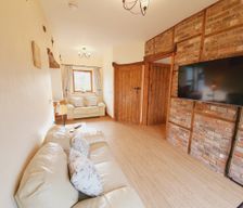 United Kingdom England Woolland vacation rental compare prices direct by owner 6390226
