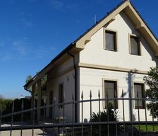 Slovakia Nitriansky kraj Mojmírovce vacation rental compare prices direct by owner 4729517