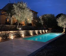 France Provence-Alpes-Côte d'Azur Le Rouret vacation rental compare prices direct by owner 11433622