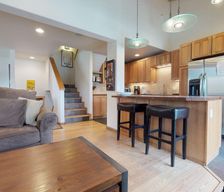 United States California Mammoth Lakes vacation rental compare prices direct by owner 11463513