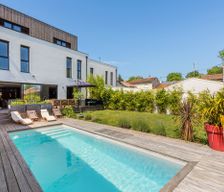 France Nouvelle-Aquitaine Bordeaux vacation rental compare prices direct by owner 4566673